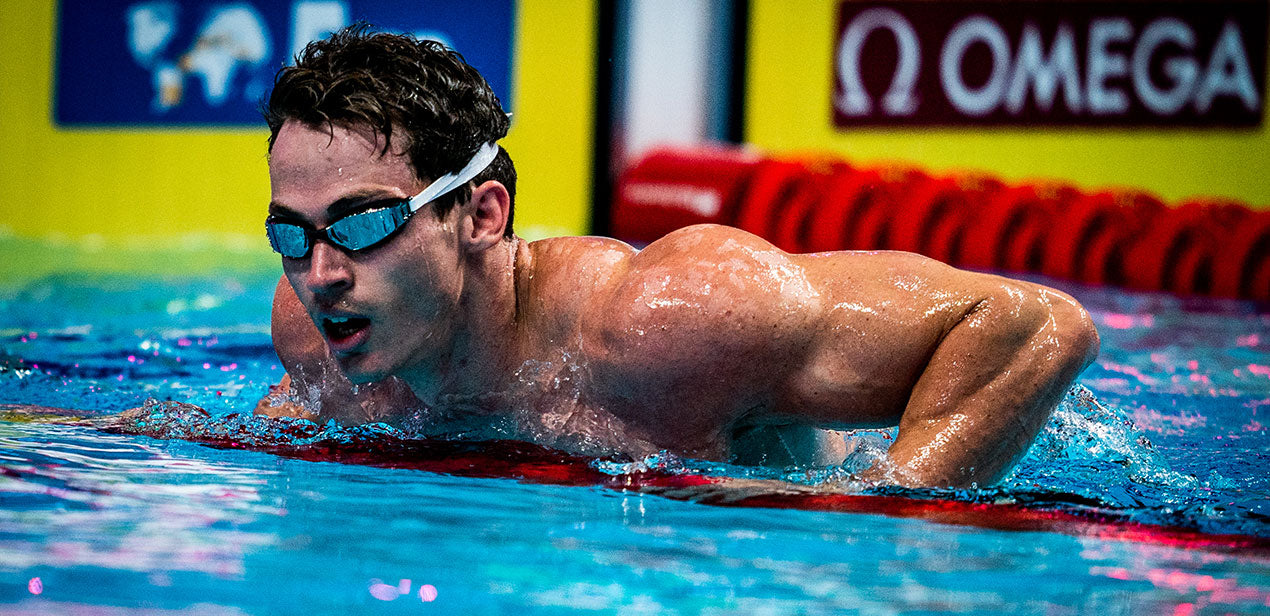 Ben Proud swimming breaststroke in competition